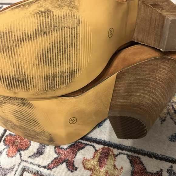 LOT of 3 pairs of booties in nice condition. All Size 10. - Picture 4 of 6